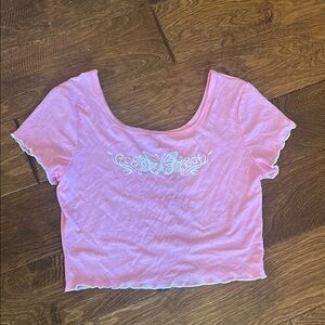 Cropped butterfly tee